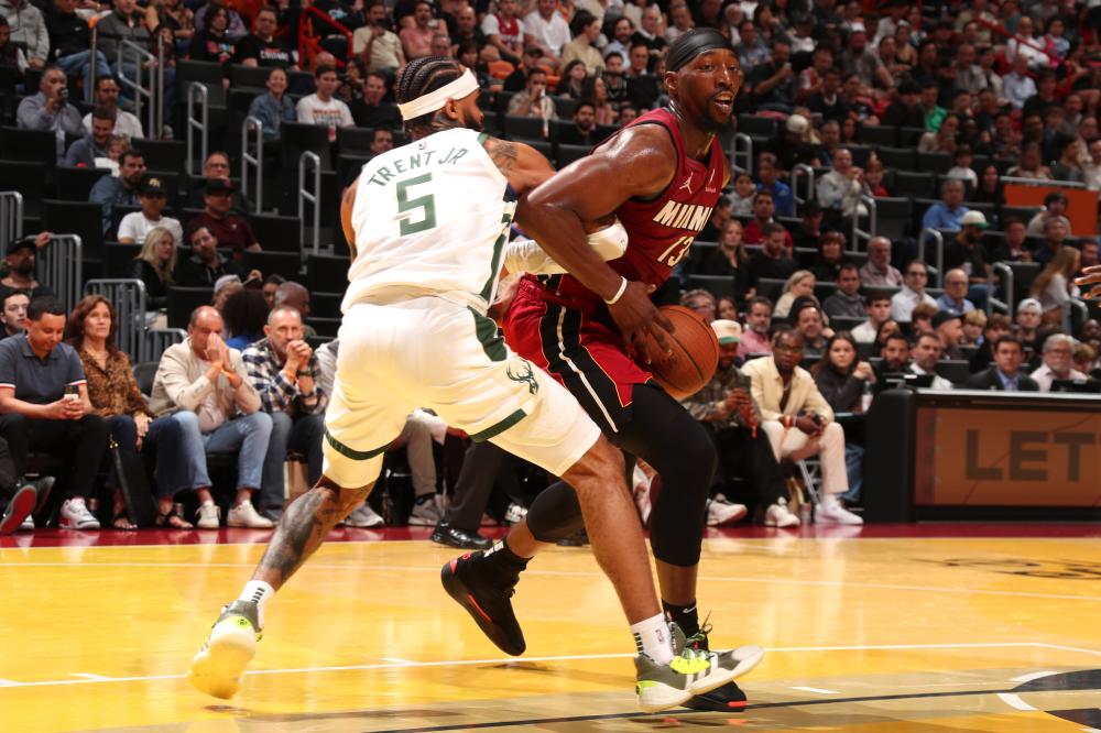 87亿欧元 87亿欧元