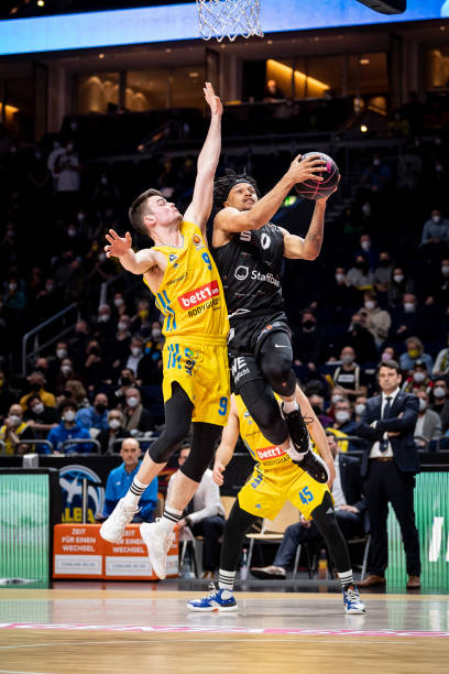 系在一起 系在一起