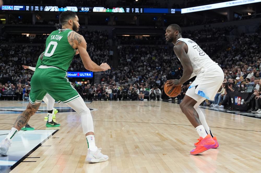 形成了鲜明 形成了鲜明